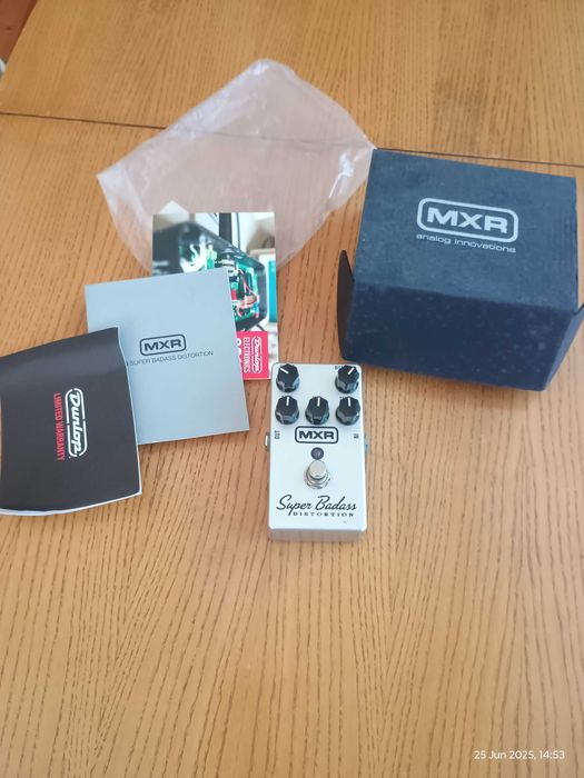 Дисторшън MXR Super Badass