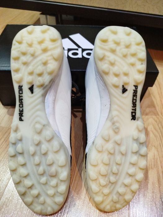 Adidas Predator белые