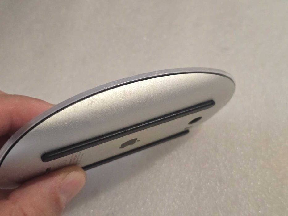 Mouse Apple Magic Gen 2, A1657 1300 DPI 2 butoane Lightning port White