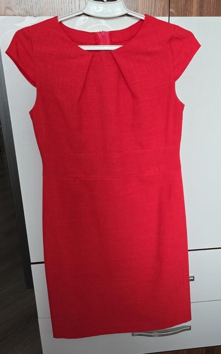 Платье,  42 размер. В отличном состоянии.