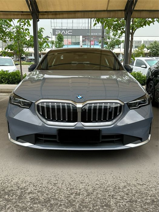 BMW i5 35L eDrive 2024 с пробегом в наличии