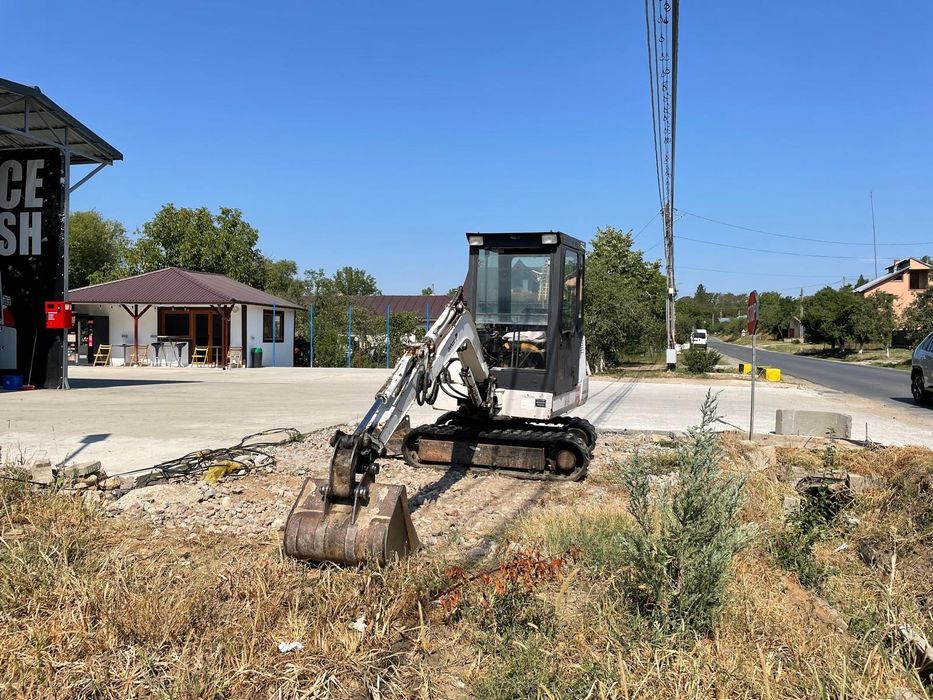 Basculă-3,5tone și Miniexcavator-2,5tone