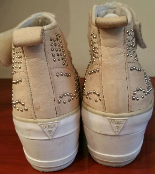 Sneackersi Guess autentici nr 35