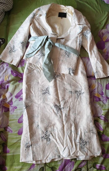 costum dama COAST din matase NR.38