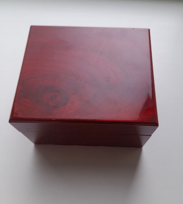 Футляр для наручных часов