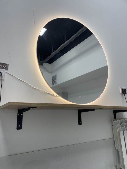 Зеркало с столом