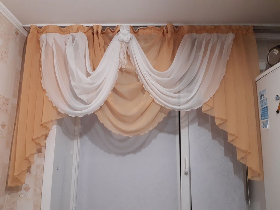 Ламбрекены 3 шт разные