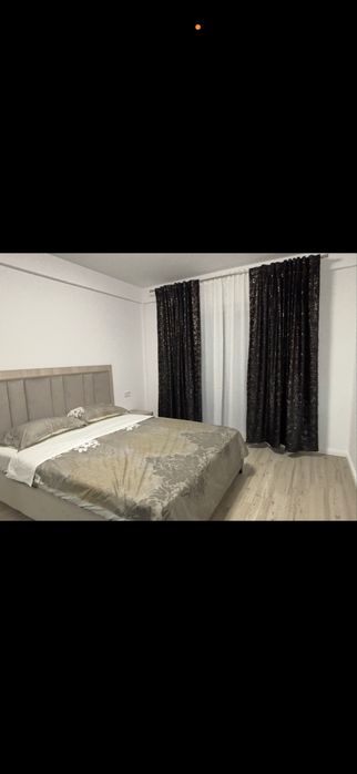 Inchiriez apartament in regim hotelier