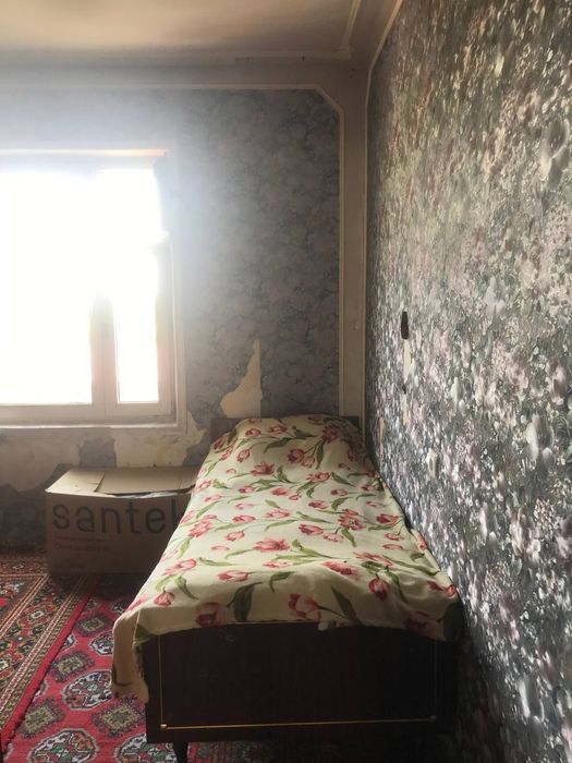 Продаётся 4-х комнатная квартира, в центре города