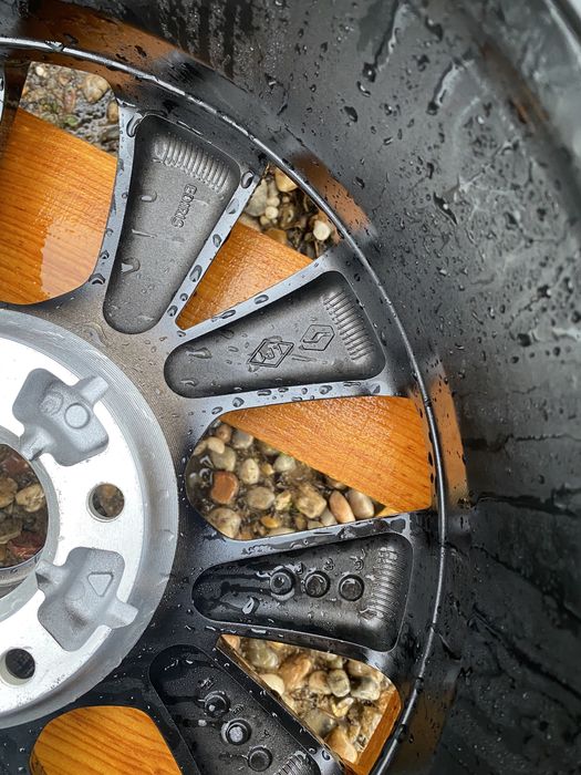 Janta noua cu anvelopa vara noua 195 55 R16 Renault Zoe originala