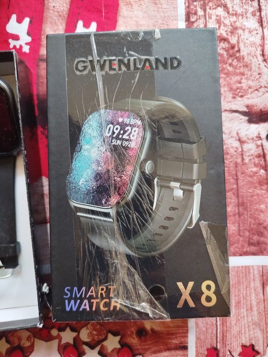 Продавам смарт часовник