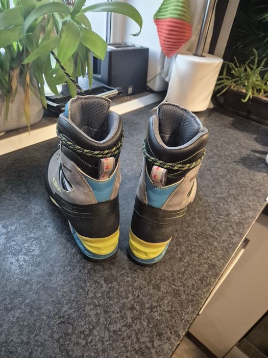 Bocanci Garmont Mountain Guide Pro GTX (nu la sportiva scarpa mammut)