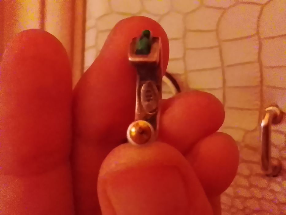 Vând cercei din argint!