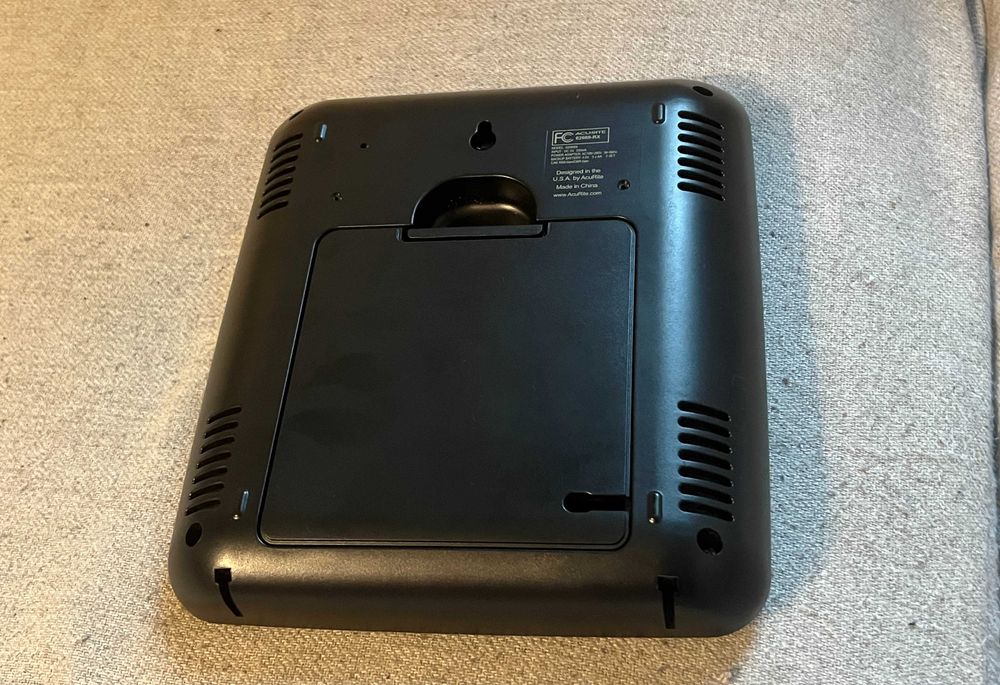 Statie meteo profesionala AcuRite 02080 cu detectie fulger