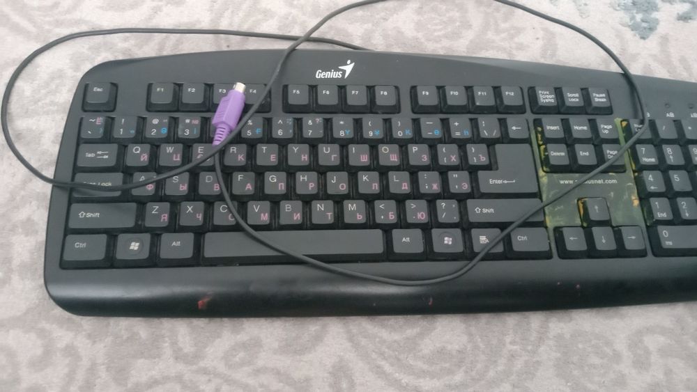 Клавиатура гениус