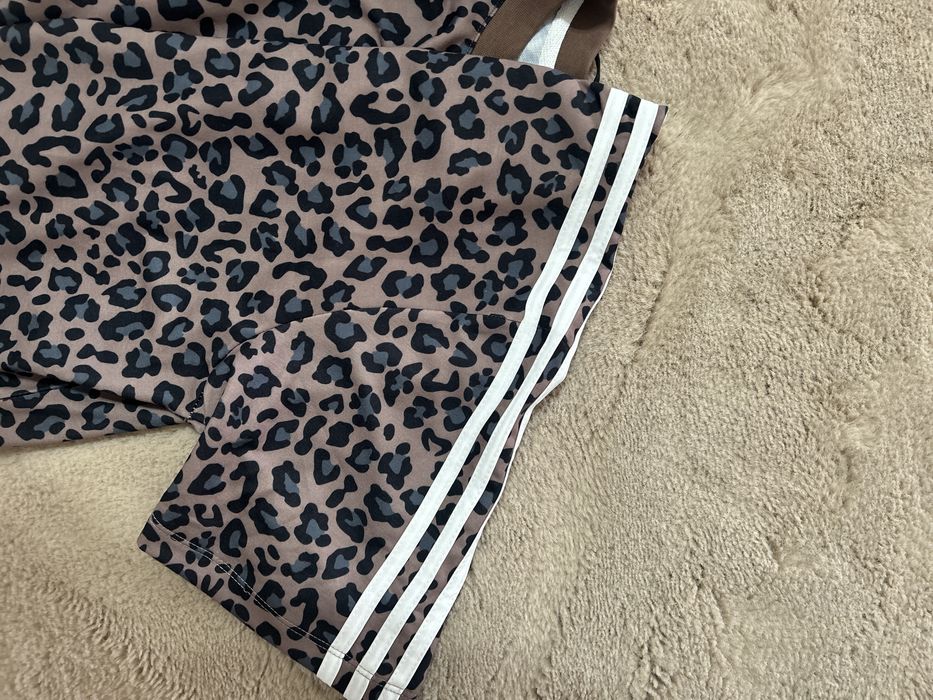 Compleu Adidas animal print