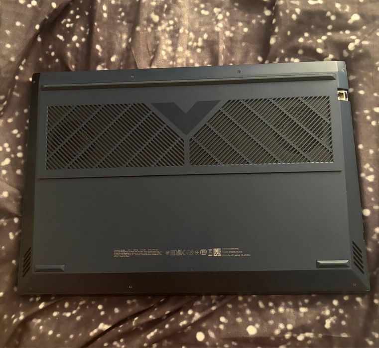 Срочно продаю HP Victus 15