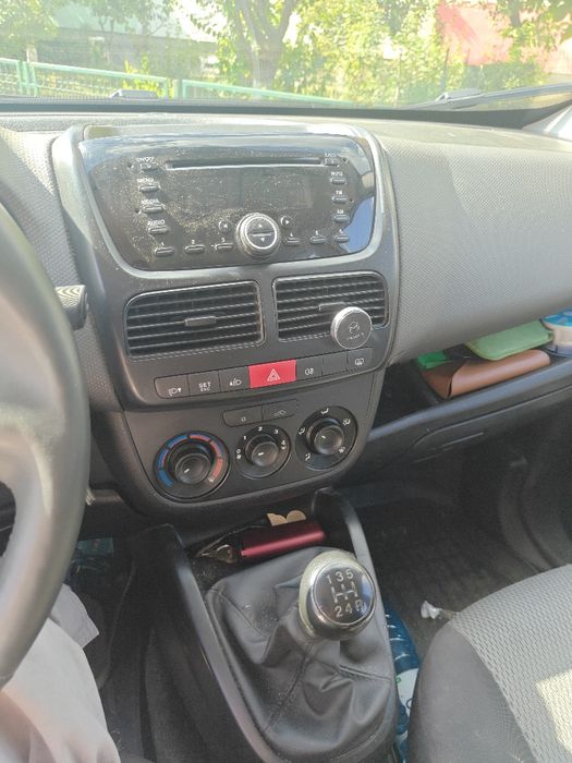 Vând Fiat doblo maxi