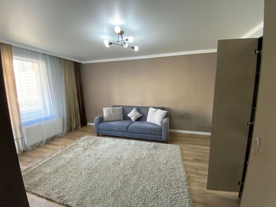 Прдам 1 комн квартиру от bi group