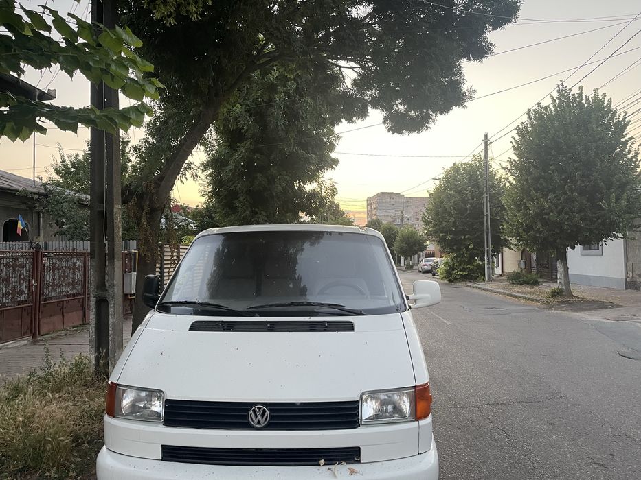 VOLKSWAGEN Transporter 2001 — imagine 3
