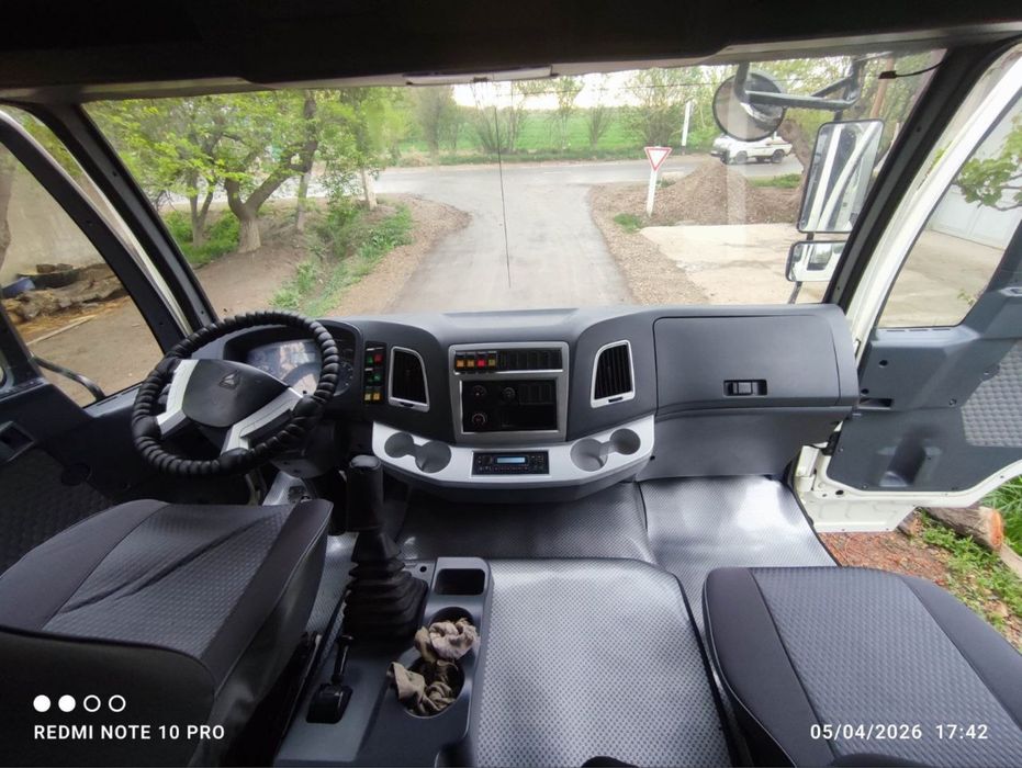 Howo sinotruk samosval sotiladi