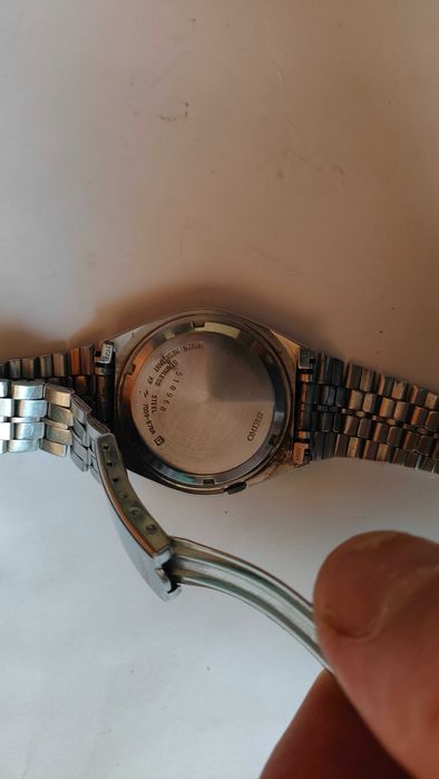 Продавам автоматичен часовник Seiko 5 (Сейко)