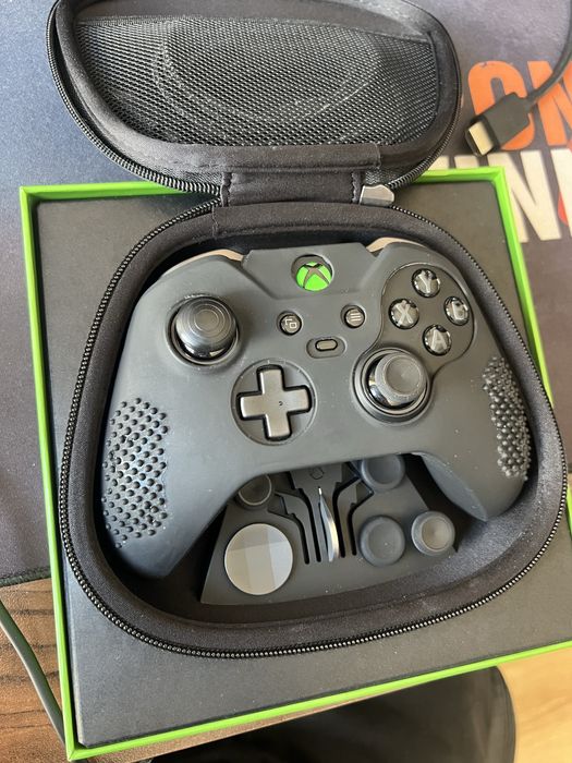 Xbox Elite Series 2 – Пълен комплект, много запазен
