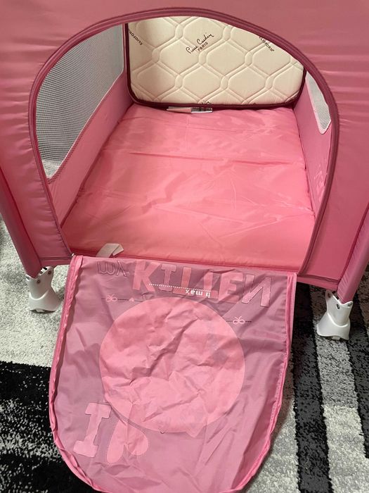 Бебешка сгъваема кошарка легло и матрак Magniflex