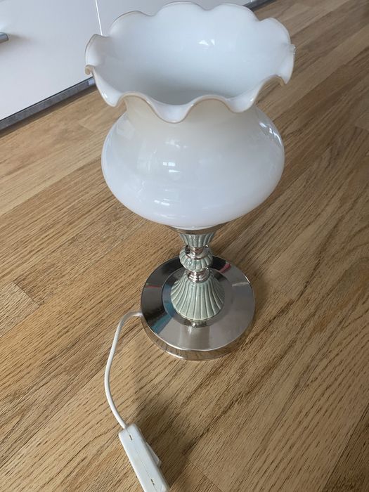 Старинна нощна лампа