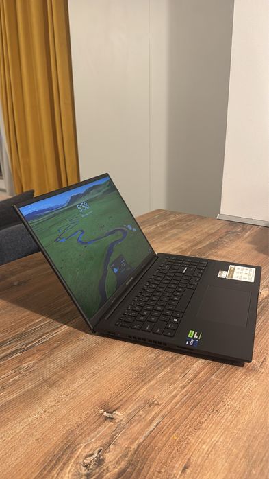 ASUS Core i9, RTX 3050, RAM 16 GB, SSD 1 TB Light Gaming