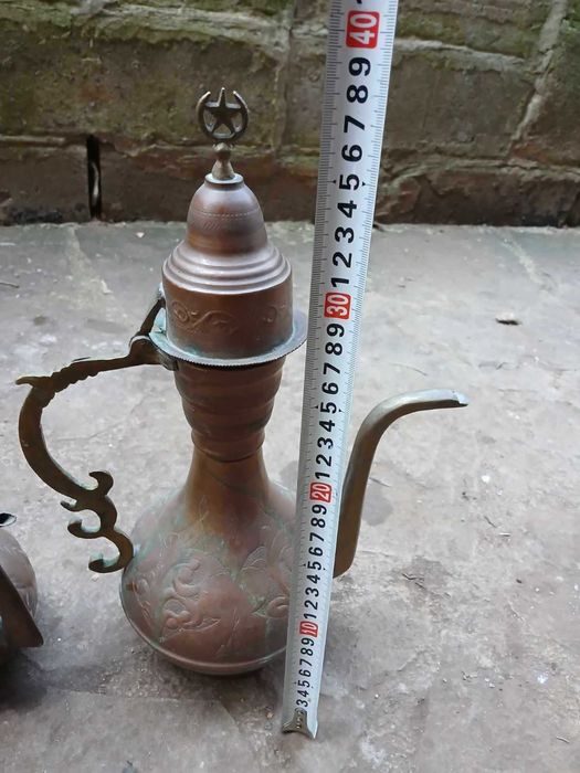 Стар меден ибрик