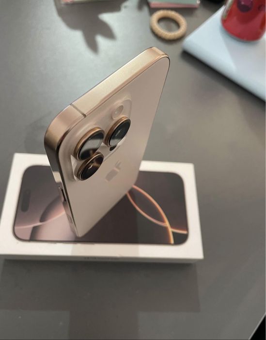 Vand Iphone 16 Pro 128 GB in stare perfecta!