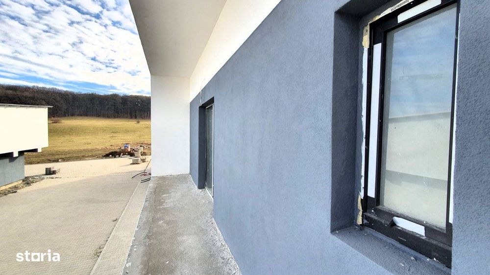 Casa 120 mp cu teren 260 in Tropini