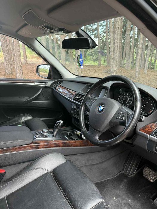 BMW Х5 Е70-3.0д 235кс на части