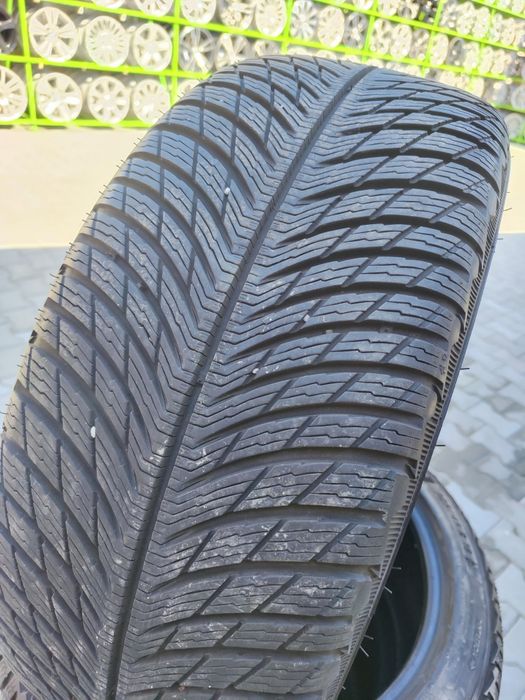 4 бр зимни 225/45/18 Michelin