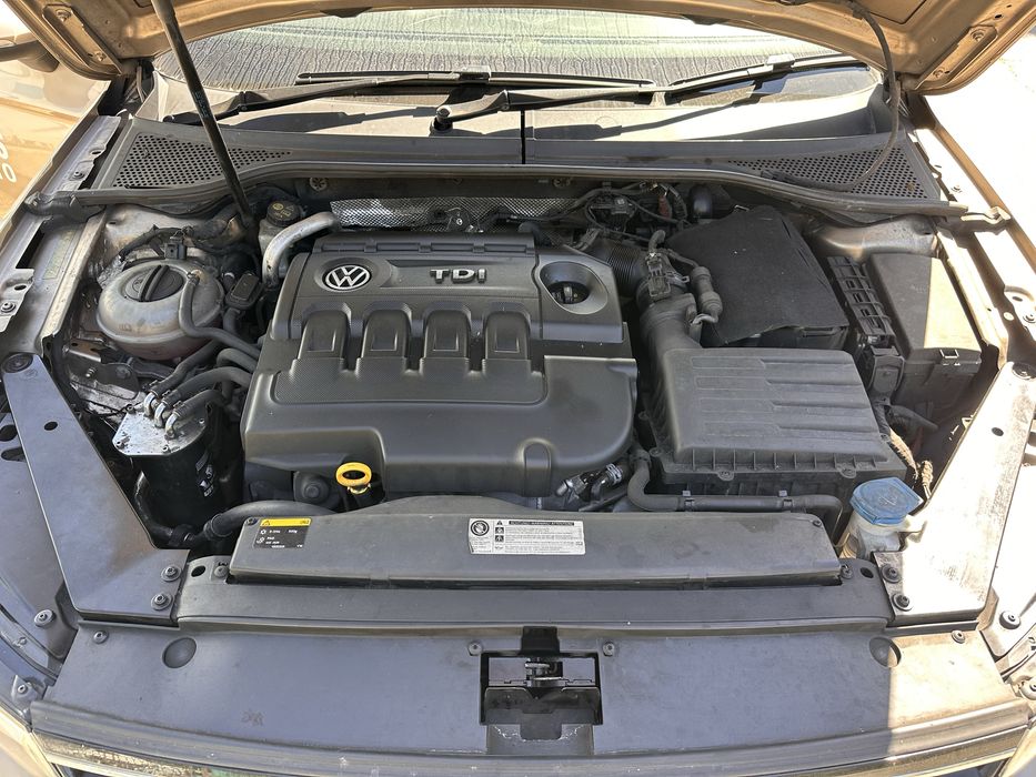 Фв пасат 8 1.6тди на части / vw passat 1.6tdi dsg