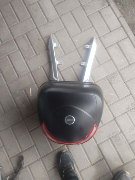 Top case moto givi