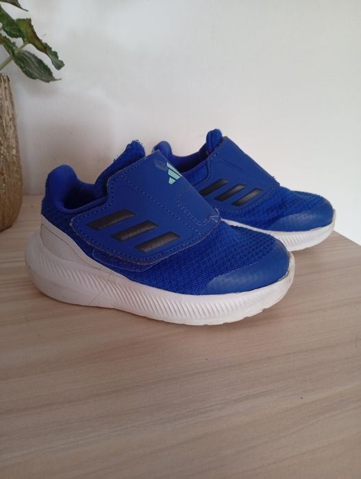 Маратонки без забележки