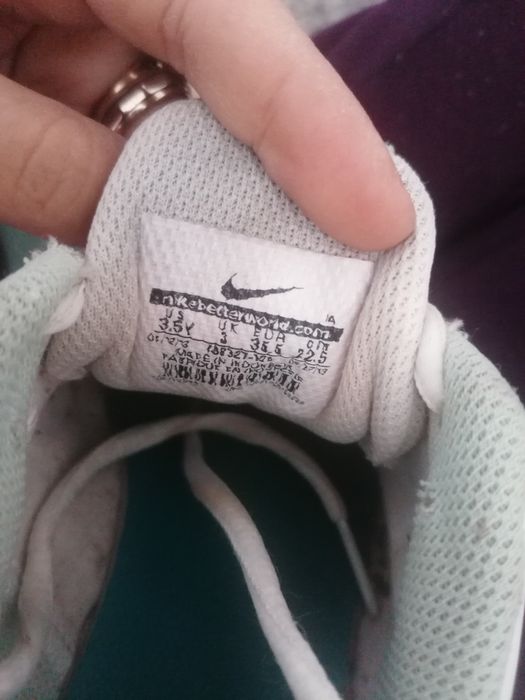 Pantofi sport NIKE, mărimea 35,5