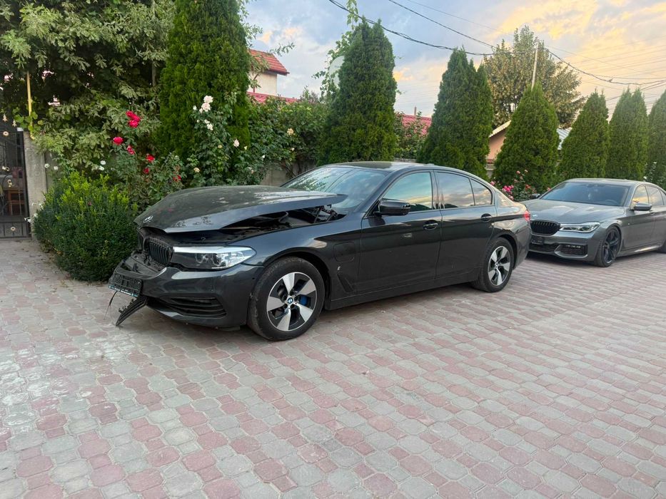 Dezmembrez BMW seria 5 G30 530E