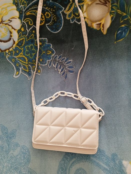 Продам сумочку женскую