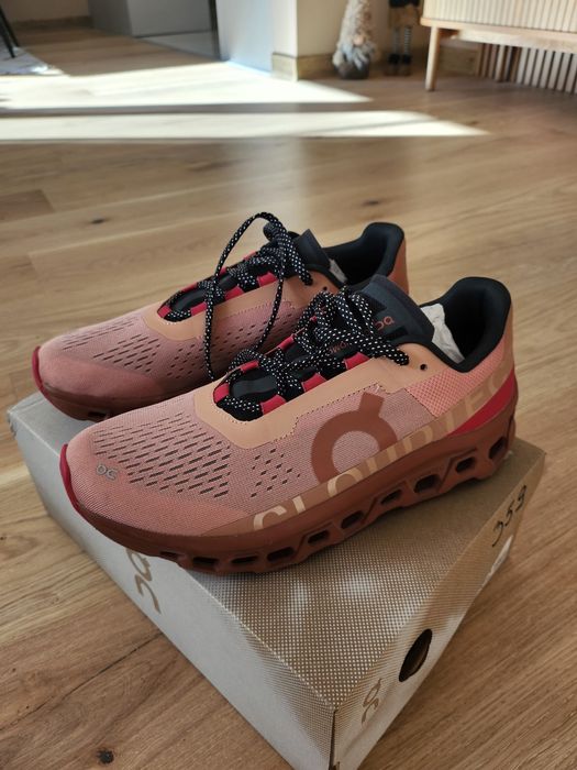 Дамски маратонки On running