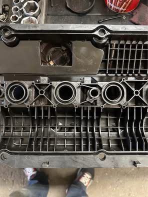 Капак клапани М54