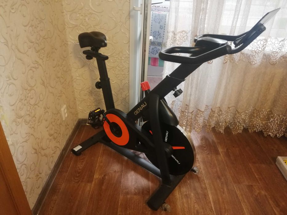 Велотренажёр. Genau