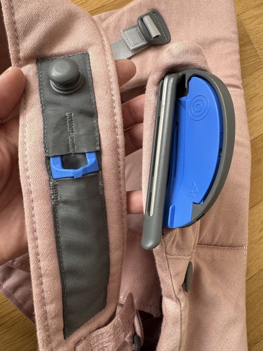 Marsupiu Baby Bjorn Anatomic Mini