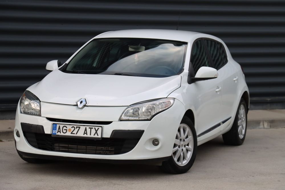 RENAULT Megane