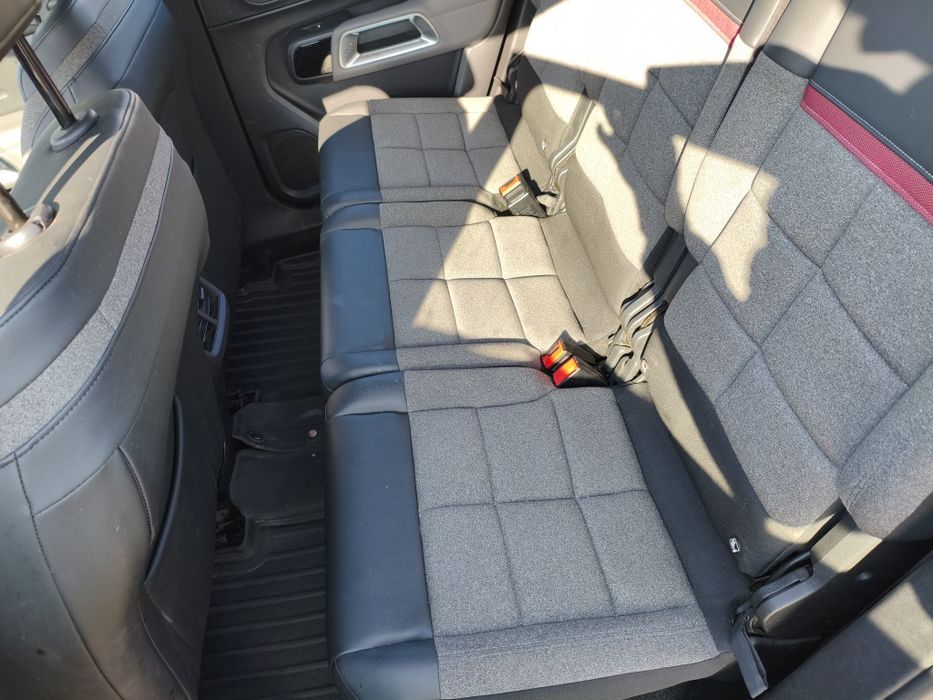Citroen c5 Aircross plug-in Hybrid
Motor 1.6 181cp

Masina arata
