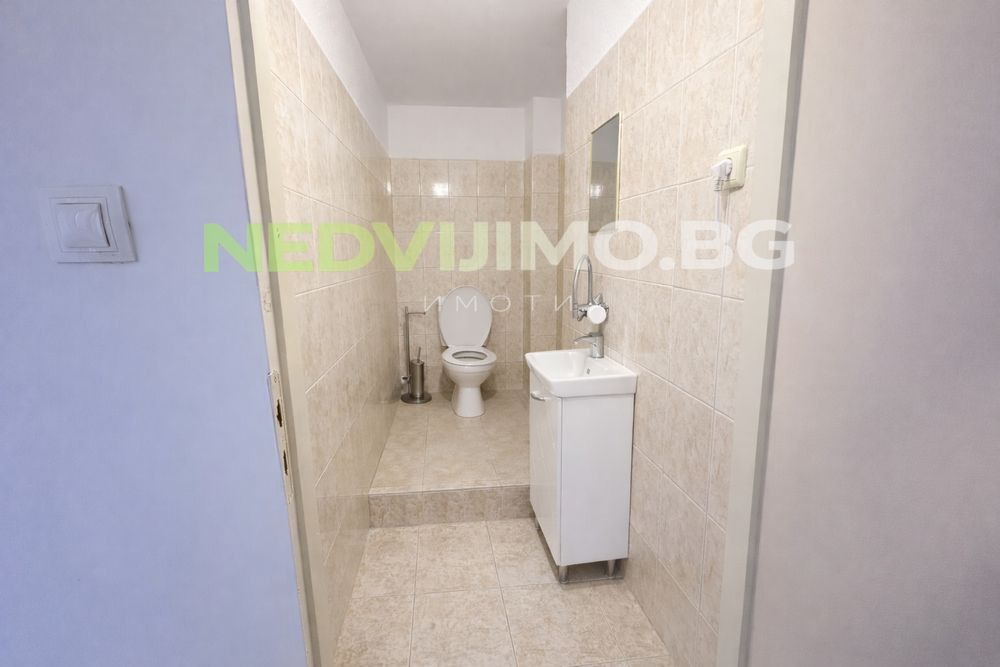 Офис/Магазин под наем в Гръцка Махала