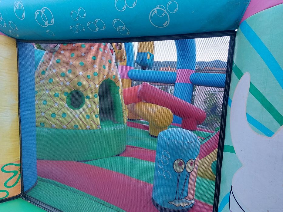 Батут спонджбоб   .