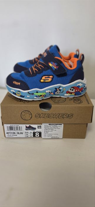 Продавам детски маратонки Skechers